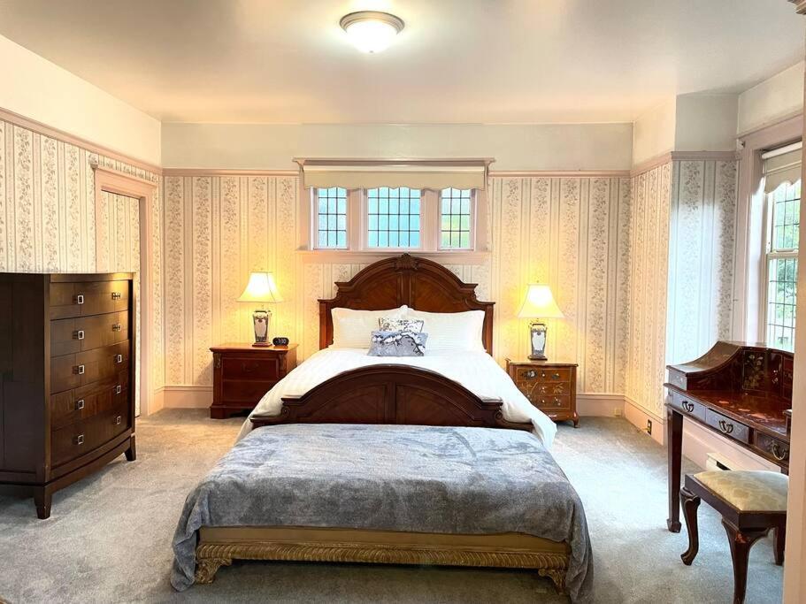 Parlor Suite In Heritage Manor, Fairfield, Near Dt Victoria Ngoại thất bức ảnh